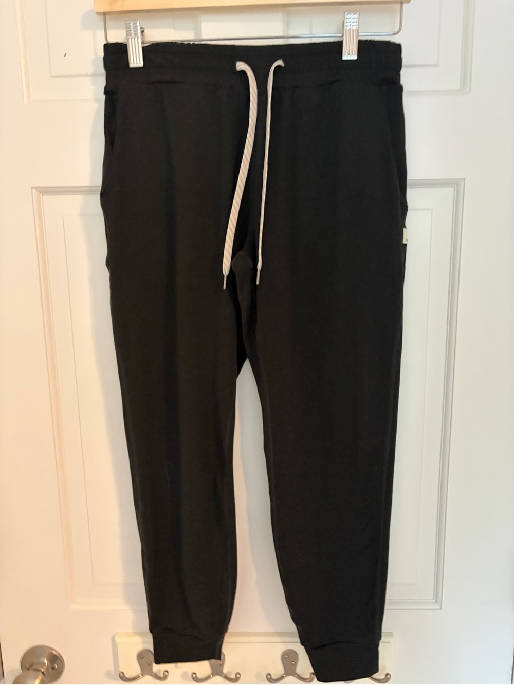 Vuori Black Joggers with Contrast Drawstring